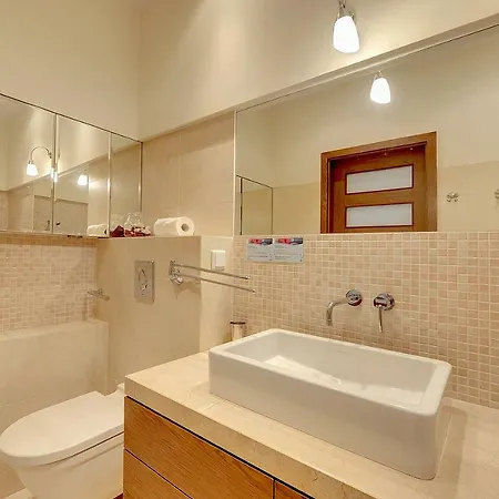 Apartament - Patio Mare 15